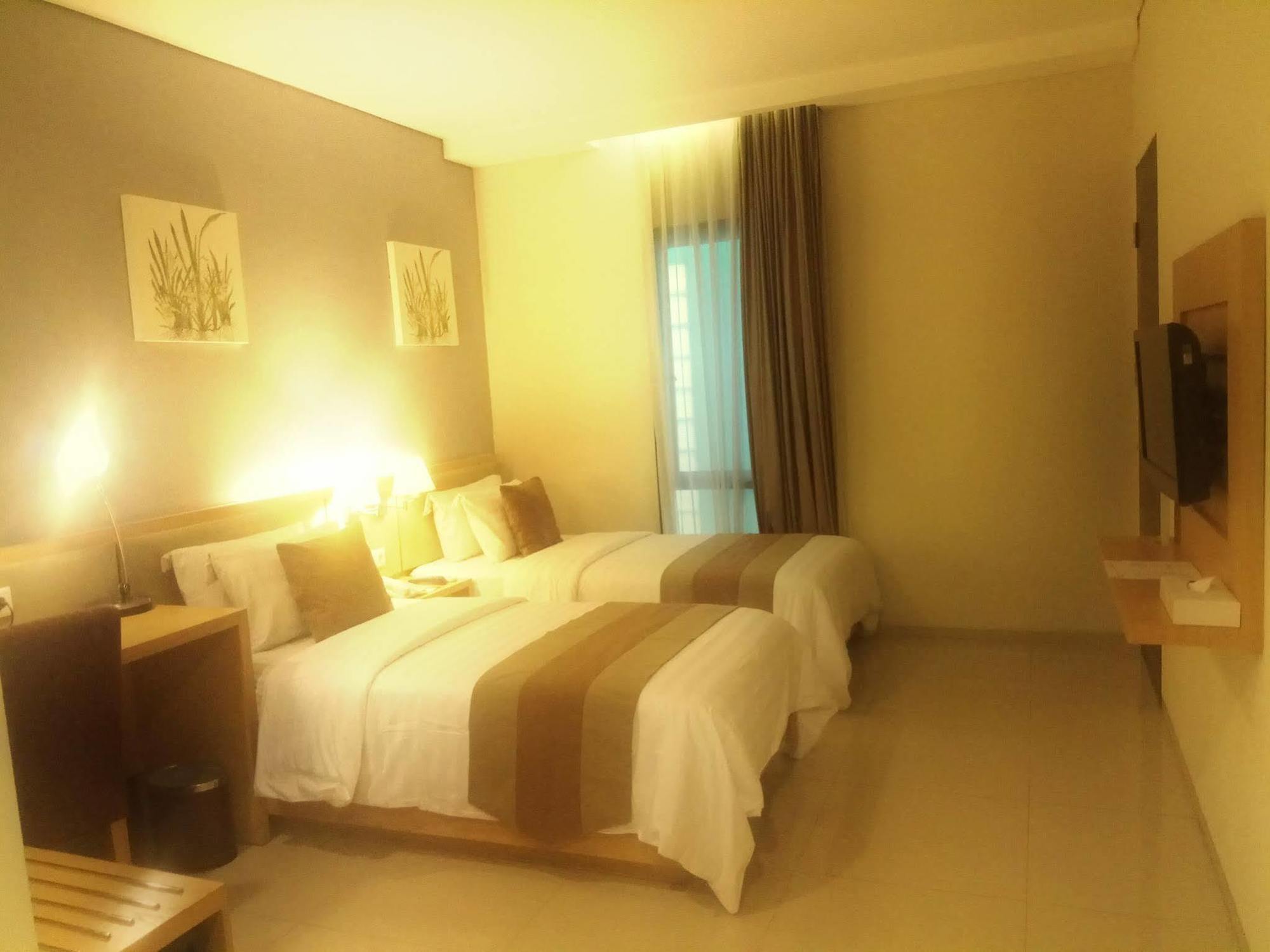 Hotel Anggrek Gandasari Bandung Ngoại thất bức ảnh