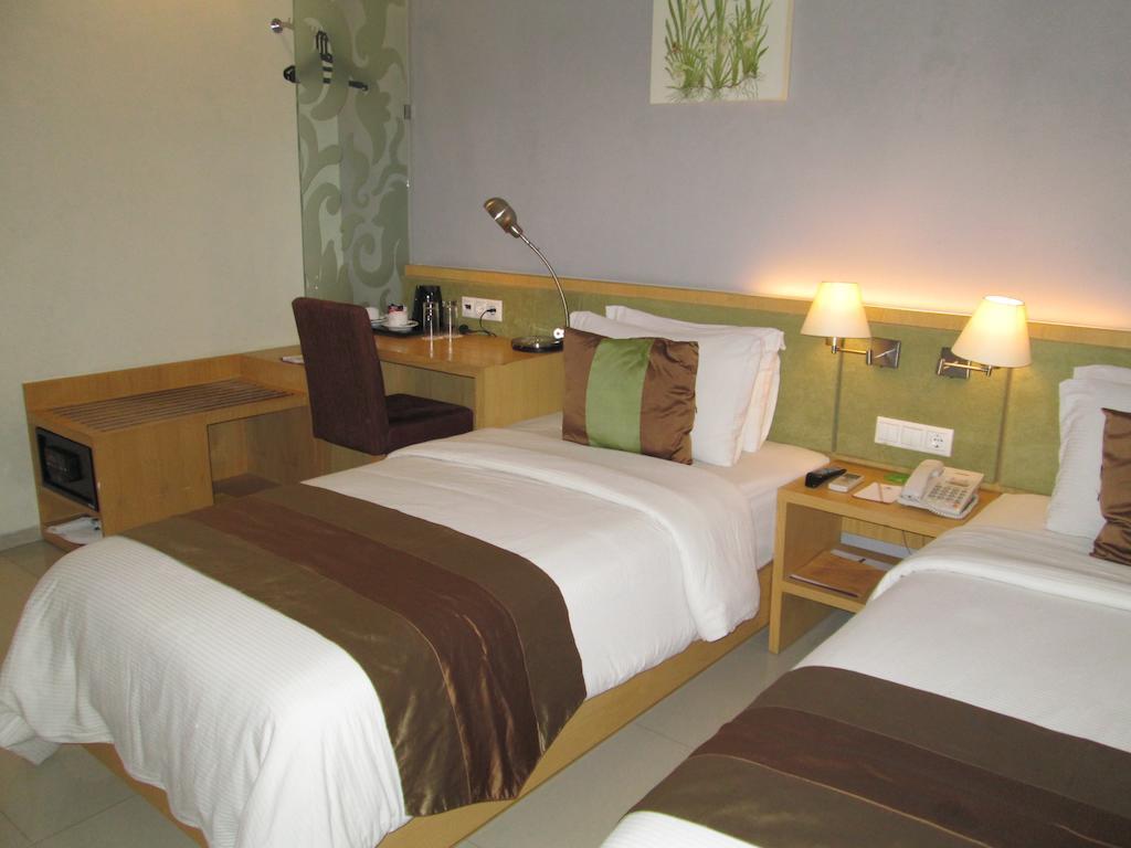 Hotel Anggrek Gandasari Bandung Ngoại thất bức ảnh